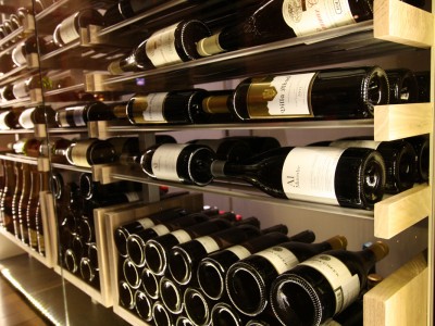 | Inrichting en klimaatregeling van wijnkelders.